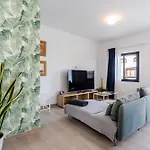 Modern And Comfortable - Center Puerto Apartament
