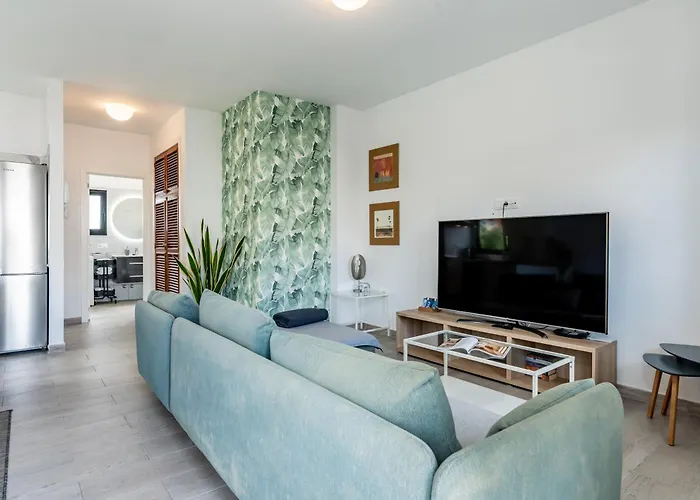 Modern And Comfortable - Center Puerto Apartment